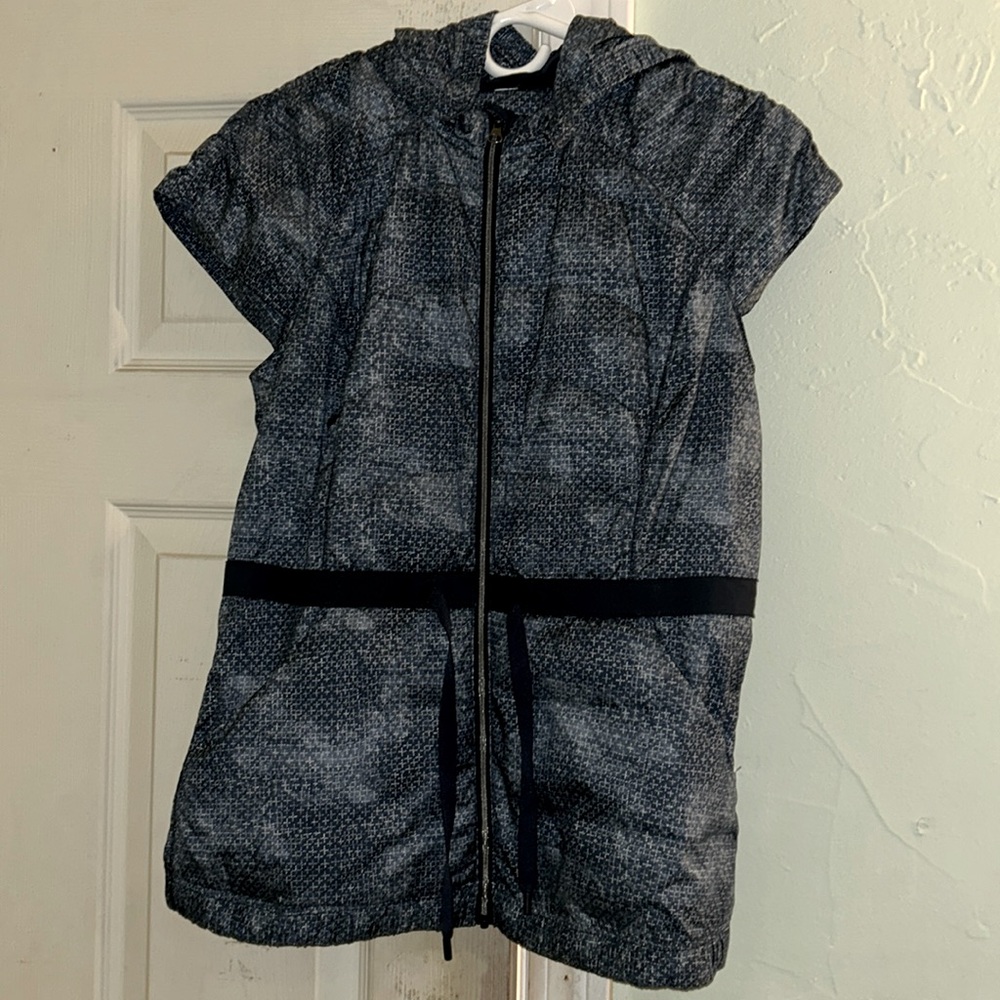 lululemon vest windbreaker with hood